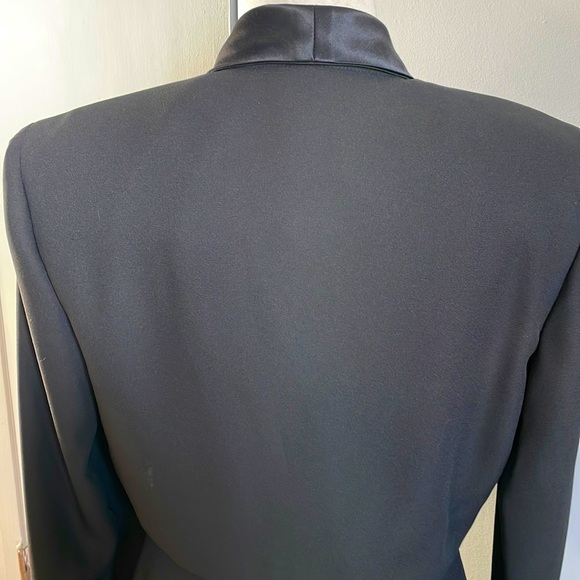 π¨π¦ Vintage Joseph Ribkoff Long Black Gown & Cropped Tuxedo Jacket, Size 10 - Picture 10 of 16
